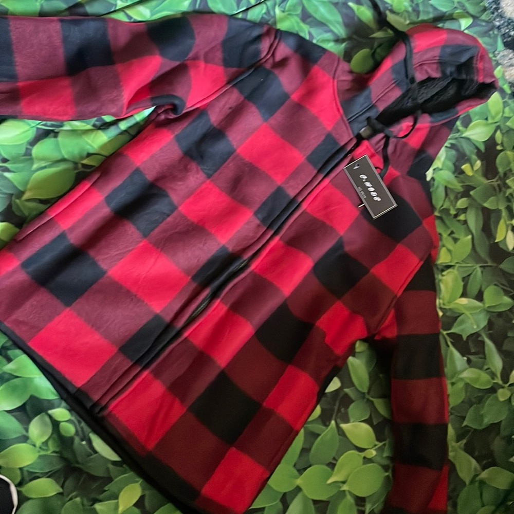 Checkers sweater red and black